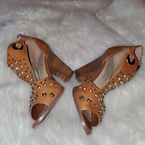 Marc Fisher S.  9.5 Brown Leather Studded  Heel